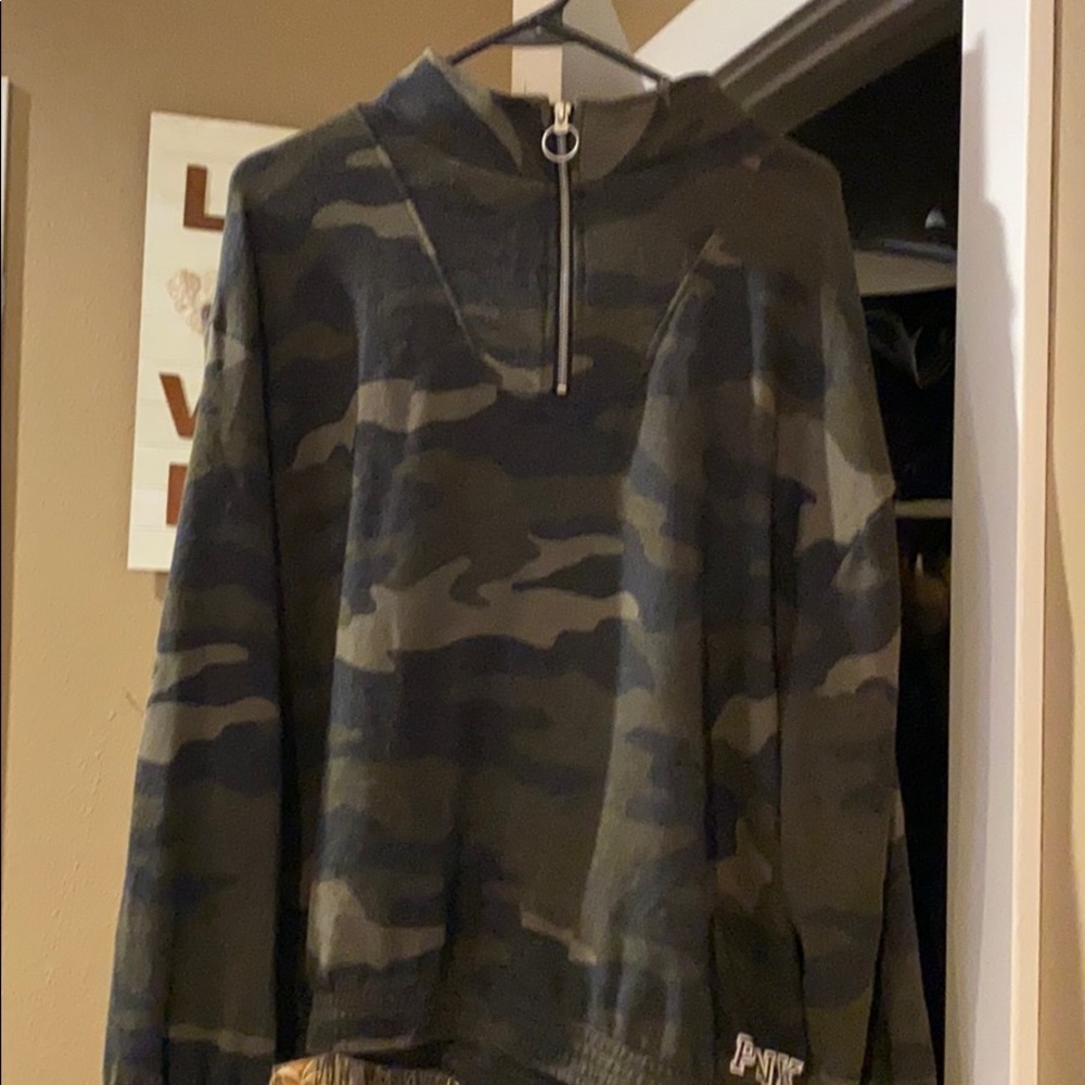 NWOT VICTORIA SECRET PINK